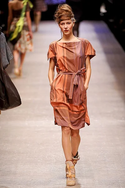 Look 46